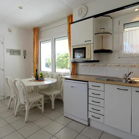 Leon Inmo Elen - 10417 Apartment Empuriabrava