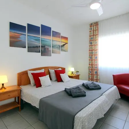 Leon Inmo Elen - 10417 * Empuriabrava