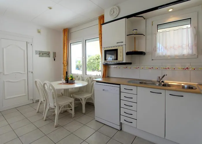 Leon Inmo Elen - 10417 Apartman Empuriabrava